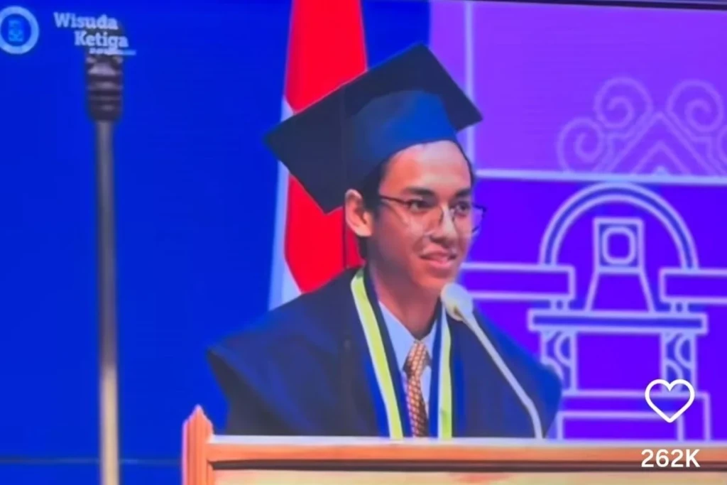 Kisah Inspiratif Farhan, Anak Sopir Truk yang Lulus ITB dengan IPK Nyaris Sempurna