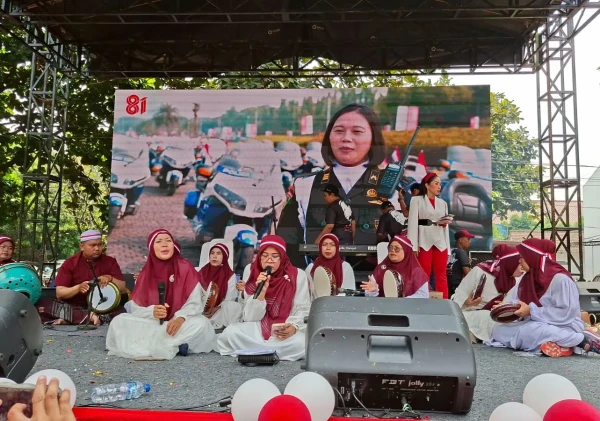 Pesta Rakyat HUT Ke-81 RI Meriahkan Kalisari, Ribuan Warga Antusias Ikut Lomba