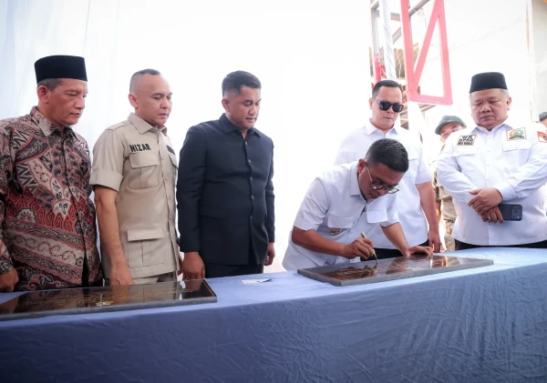 Program Andra-Dimyati Sentuh Warga, Ratusan Rumah Tak Layak Huni Dibangun Kembali
