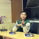 Mochamad Adam Firdaus: Dari Mimpi Jadi Selebgram Hingga Jadi Kreator yang Menyuarakan Banyak Orang