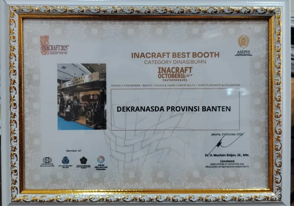 Stan Dekranasda Banten Raih Predikat Terbaik di Ajang Inacraft 2025