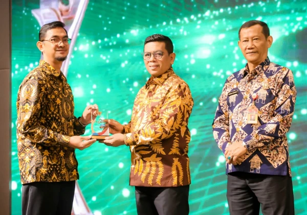 Pemprov Banten Serahkan Penghargaan Proper, Dorong Industri Ramah Lingkungan