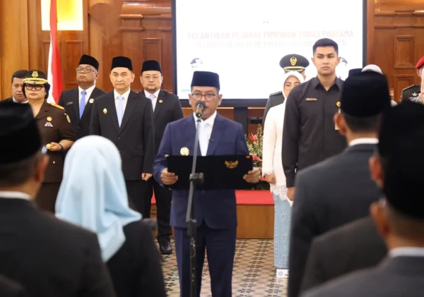 Gubernur Andra Soni Lantik 23 Pejabat Pimpinan Tinggi Pratama Pemprov Banten