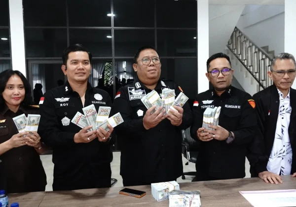 Kejati Kepri Terima Pengembalian Kerugian Keuangan Negara Sebesar $272.497 dalam Perkara Tipikor PNBP
