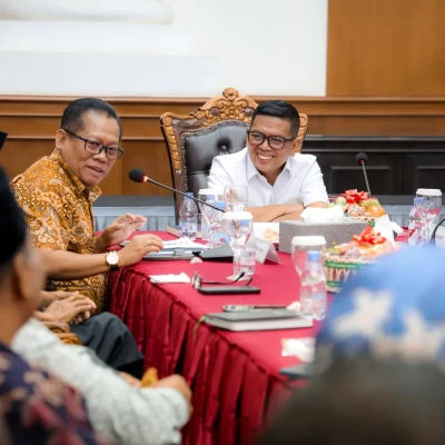 Gubernur Andra Soni Dorong Peran LKS Tripartit Jaga Iklim Usaha di Banten
