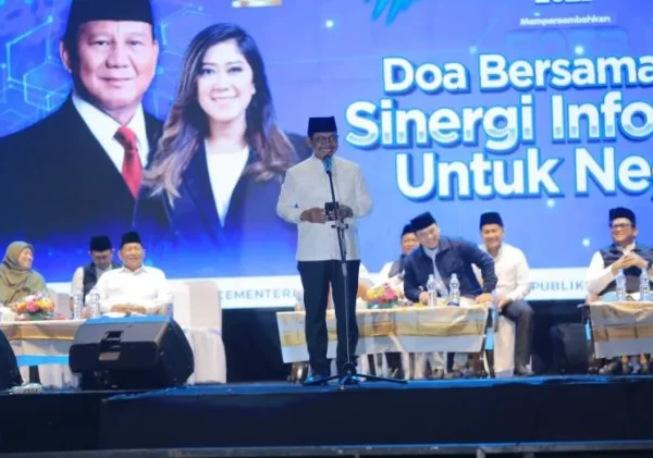 Hujan Tak Menghalangi Antusiasme Warga: Tabligh Akbar KIMFest 2025 Bersama Ustaz Hilman Fauzi Padati Alun-Alun Ahmad Yani