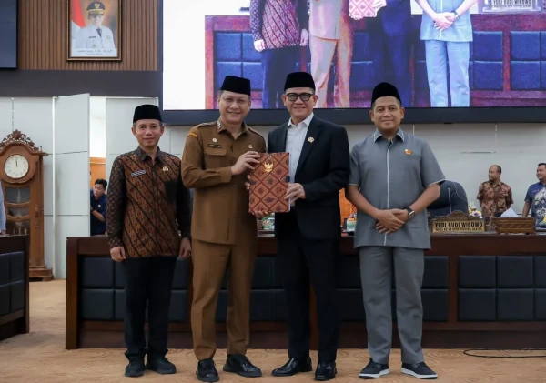 Pemprov Banten Perkuat UMKM Lewat Transformasi PT Jamkrida Jadi Perseroda