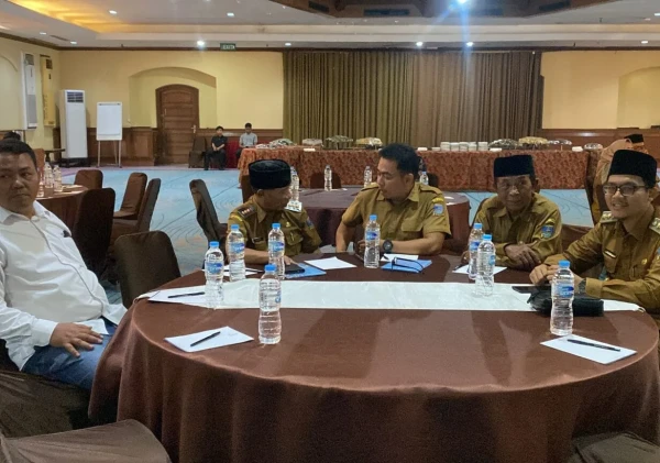 Kades Sindangheula Hadiri Anugerah Lomba Bulan Bhakti Gotong Royong 2025
