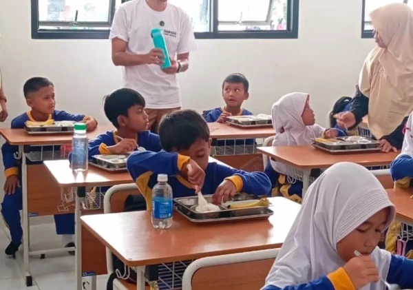 Monitoring Program Makan Bergizi Gratis di SD Negeri Cibonteng