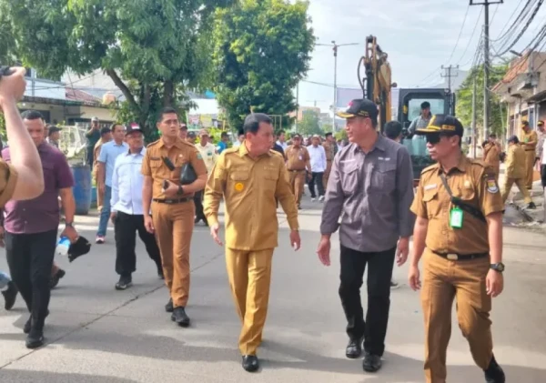 Bupati Tangerang Tinjau Revitalisasi Drainase di Kutajaya