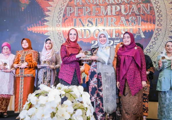 Arfina Rustandi Raih Penghargaan Perempuan Inspirasi Indonesia 2025