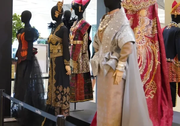Kostum Spektakuler Sabang Merauke Hadir di Senayan City, Pameran Instalansi yang Sarat Makna Budaya
