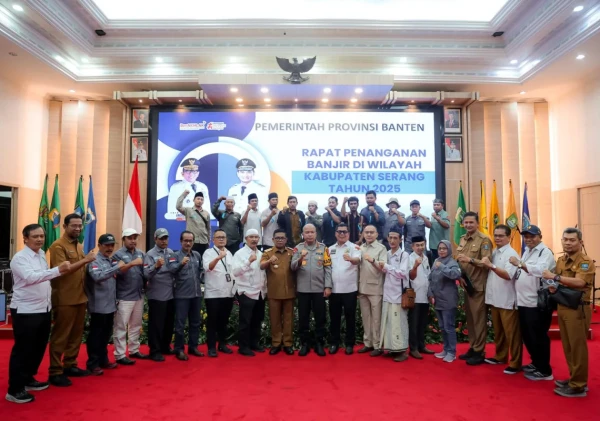Gubernur Banten Perintahkan Penurunan Alat Berat Atasi Banjir di Padarincang