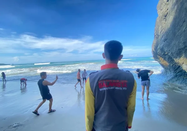 Pengelola Wisata di Banten Diminta Tak Naikkan Harga dan Hindari Pungli Saat Libur Nataru