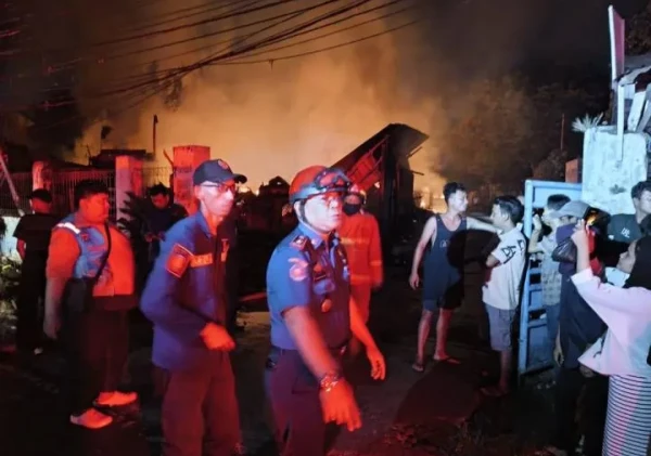 Kebakaran Rumah Makan Sambal Gledek di Karawaci Berhasil Dipadamkan