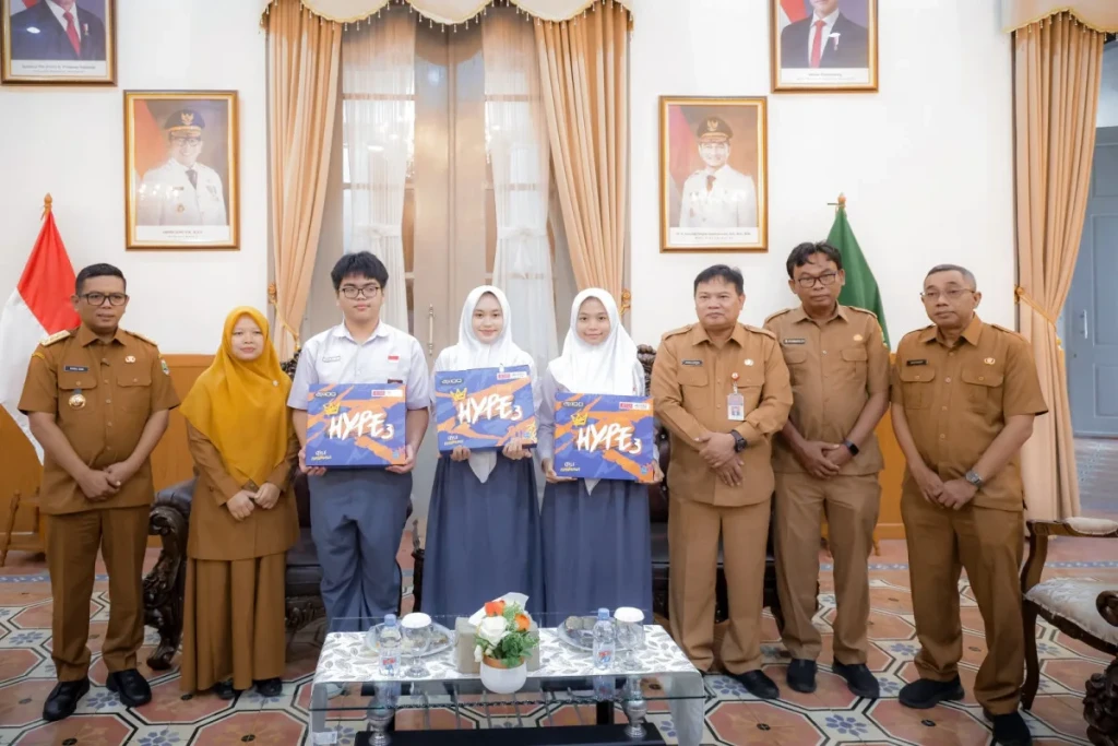 Gubernur Banten Apresiasi Prestasi Siswa SMAN 1 Kota Serang Juara I Lomba Cerdas Cermat Nasional BPK RI