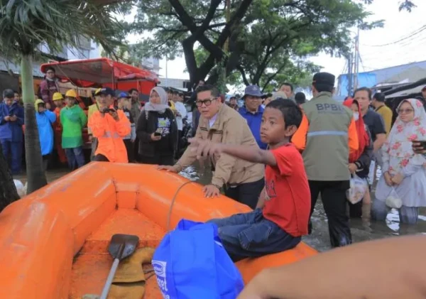 Pemkot Tangerang Gerak Cepat Tangani Banjir, Wakil Wali Kota Tinjau Lokasi