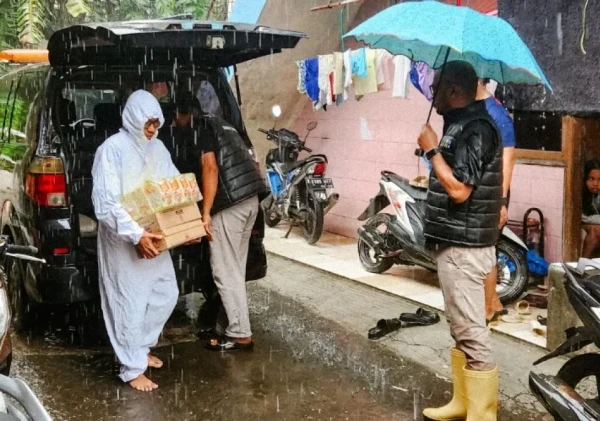Pemkot Tangsel Salurkan Bantuan Kemanusiaan bagi Warga Terdampak Banjir
