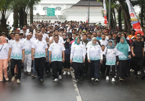 Masyarakat Banten Antusias Ikuti Jalan Sehat Bersama