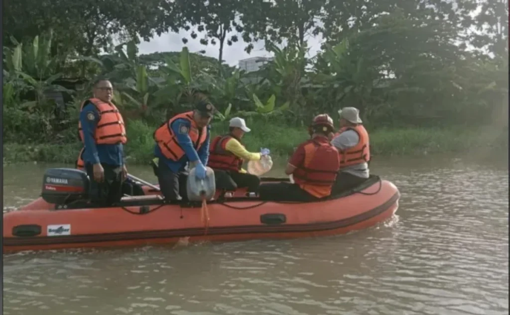 Pemkot Tangerang dan Relawan Tangani Pencemaran Sungai Cisadane dengan Ekoenzym