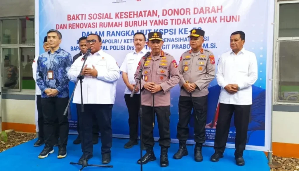 Bupati Tangerang Dampingi Kapolri Hadiri Bakti Sosial KSPSI, Apresiasi Perjuangan Buruh