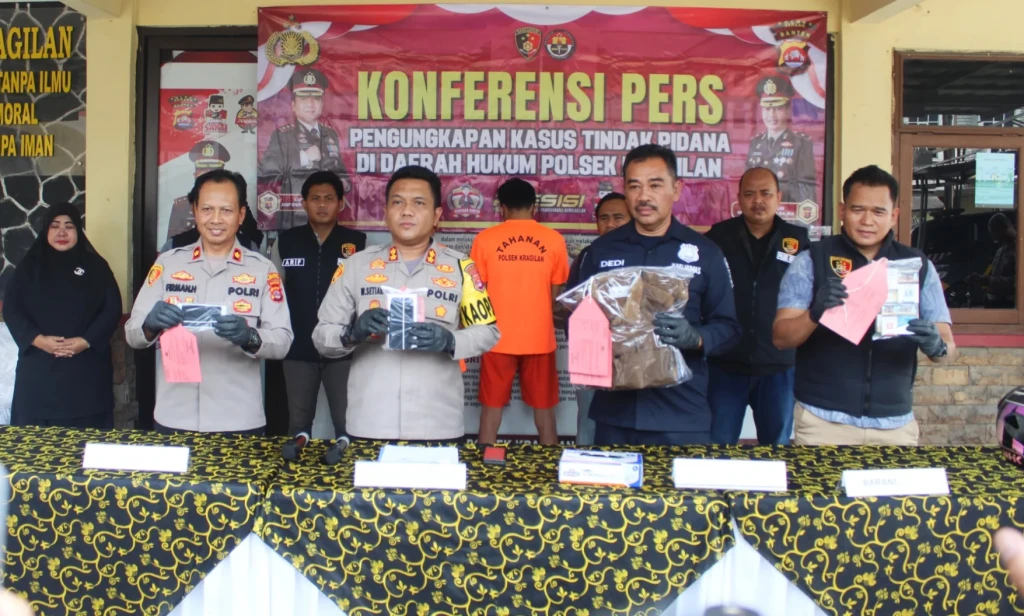 Polsek Kragilan Polres Serang Ungkap Kasus Pencurian Disebuah Waralaba