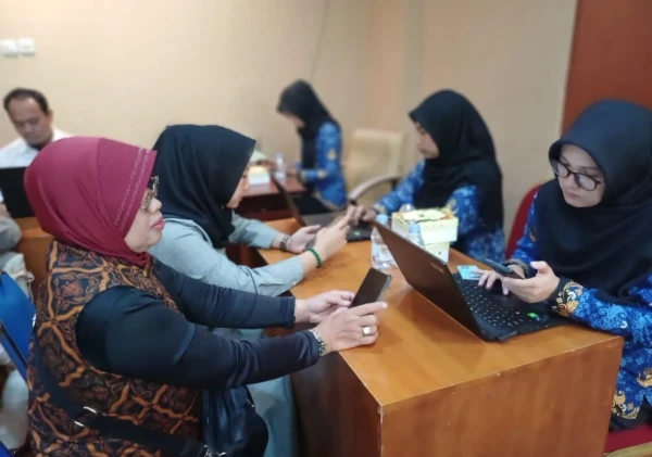 Kanwil Kemenkumham Banten Layani 39 Pemohon Cetak Sertifikat Pendirian Perseroan Perorangan di Kota Tangerang