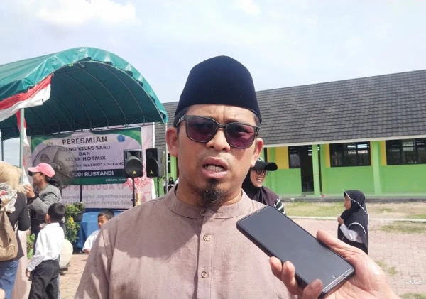 Pemkot Serang Resmikan RKB dan Jalan Hotmix Menuju SDN Banten Indah Permai