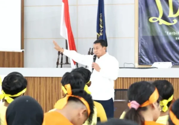 Bupati Tangerang Ajak Mahasiswa Menumbuhkan Semangat Keberanian dan Tanggung Jawab