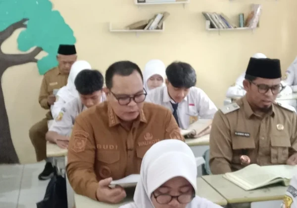 Pemkot Serang Tinjau Pelaksanaan Program Kota Serang Mengaji di SMPN 1