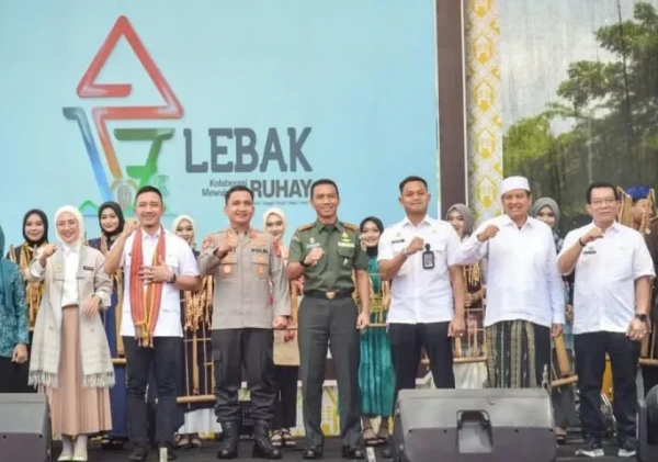 Ribuan Warga Padati Alun-Alun, Gemuruh Lebak Ruhay 2025 Resmi Dibuka, Ini Pesan Bupati di HUT Lebak ke-197