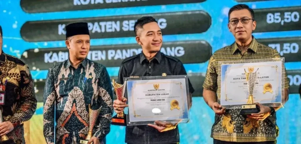 Lebak Ukir Prestasi di Pendopo Gubernur, Bupati Hasbi Raih Apresiasi Pengelolaan Keuangan Daerah