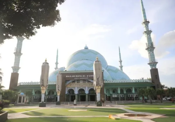 Viral Menara Masjid Raya Al-A’zhom Bergoyang, Benarkah Berbahaya? Ini Penjelasan Resmi Pemkot