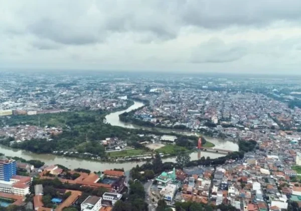Cuaca Tangerang Sepekan: Hujan Datang di Awal–Akhir Pekan, Warga Diimbau Tetap Waspada