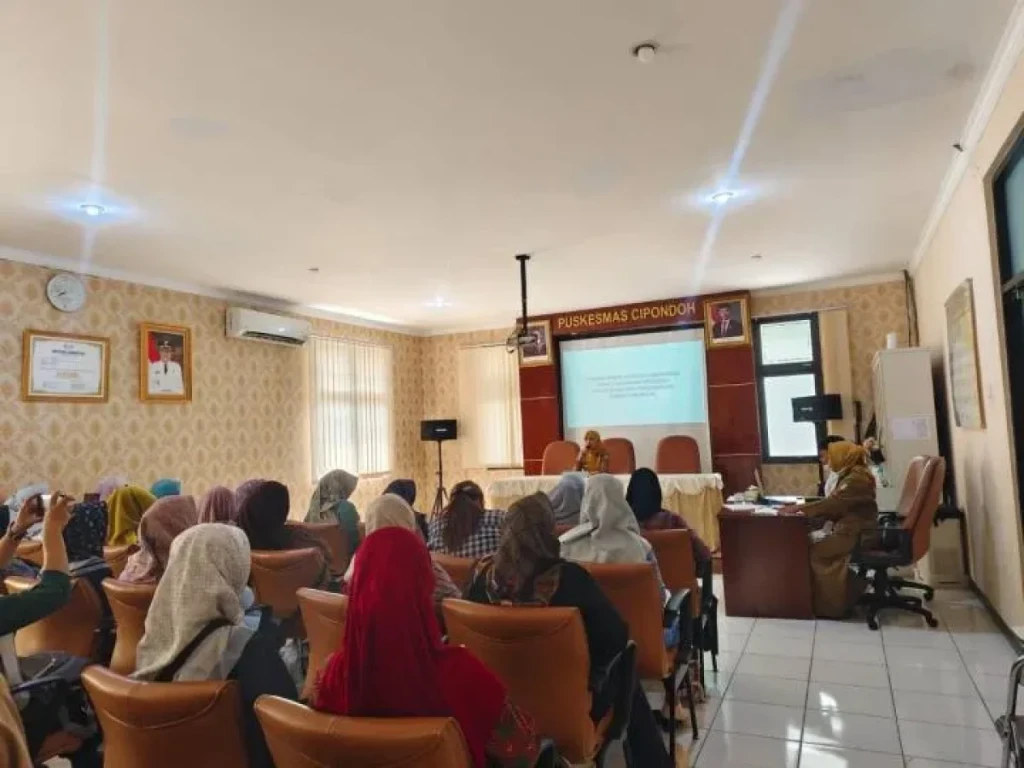 Puskesmas Cipondoh Bekali 35 Kader Kesehatan Jadi Garda Terdepan Lawan Penyakit Menular: “Kader Adalah Mata dan Telinga Puskesmas”