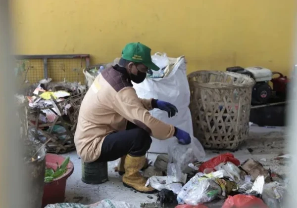 Warga Villa Tangerang Indah Kompak Kelola 1,5 Ton Sampah Per Hari, Hanya 25 Persen ke TPA!