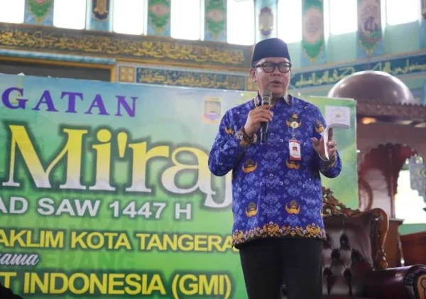 Peringatan Isra Mikraj di Al-A’zhom, Wakil Wali Kota Ajak Warga Perkuat Akhlak dan Kepedulian Sosial