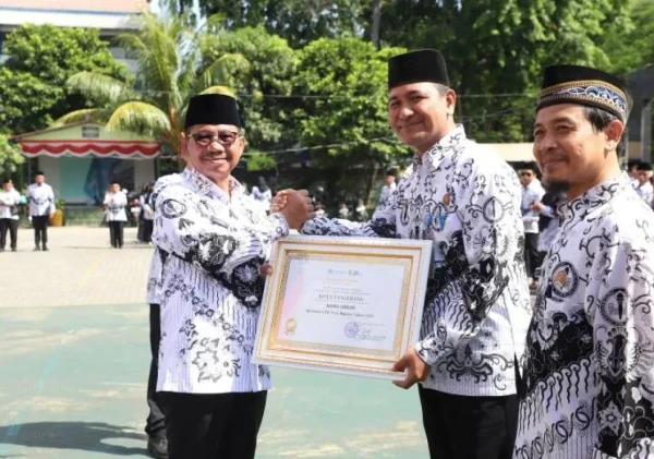 Semarak HUT ke-80 PGRI di Kota Tangerang: Wali Kota Apresiasi Guru sebagai Penjaga Moral Bangsa