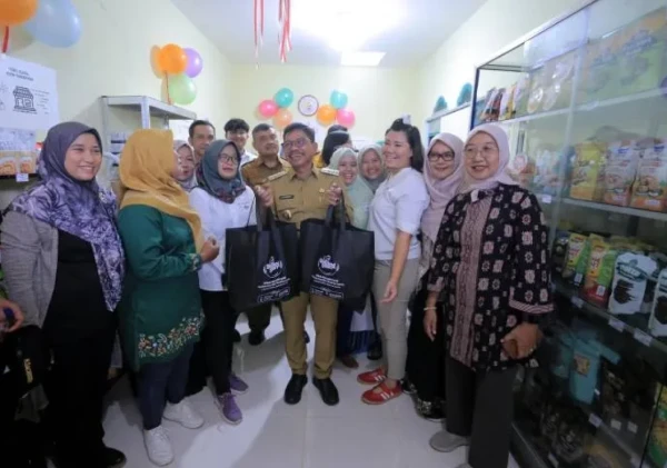 Naik Kelas Tanpa Biaya: UMKM Kota Tangerang Dapat Kemasan Modern hingga Uji Laboratorium Gratis
