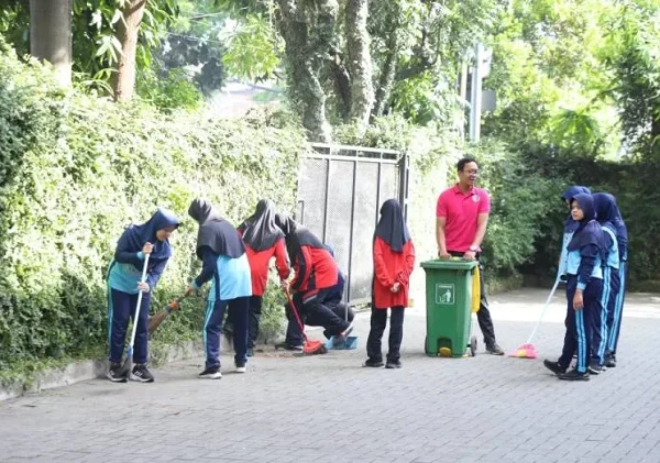 Kota Tangerang Jadi Sorotan Nasional! KLH Tetapkan sebagai Lokus Utama Aksi Nyata Jumat Bersih Sampah
