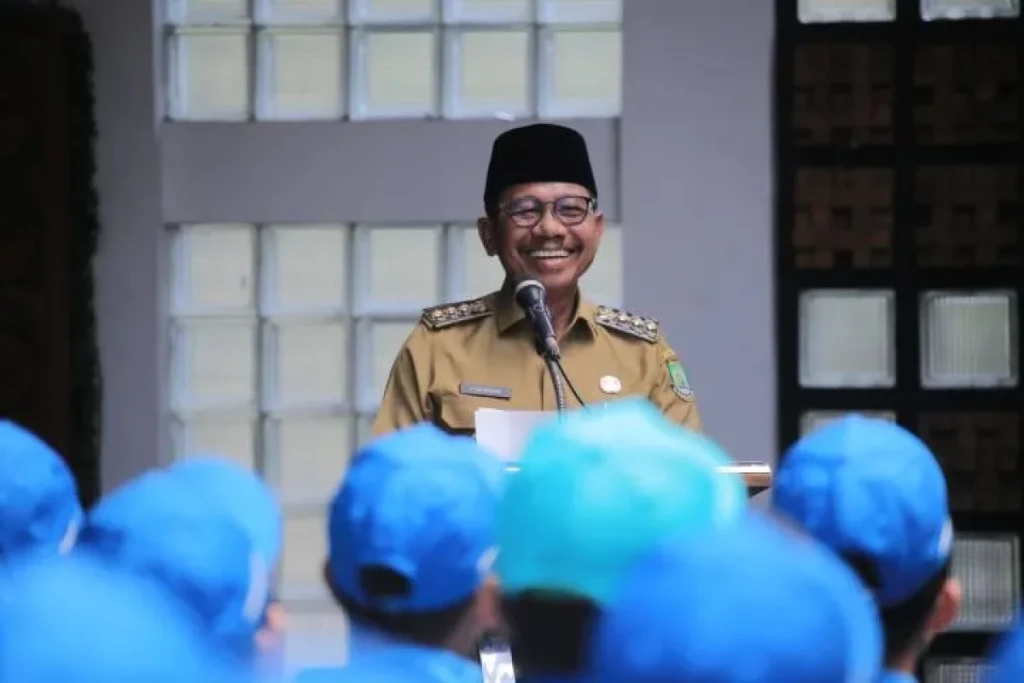 Wali Kota Sachrudin Lepas Atlet Pelajar Kota Tangerang ke Ajang POPNAS dan PEPAPERNAS 2025: “Kemenangan Sejati Lahir dari Kerja Keras dan Ketulusan”
