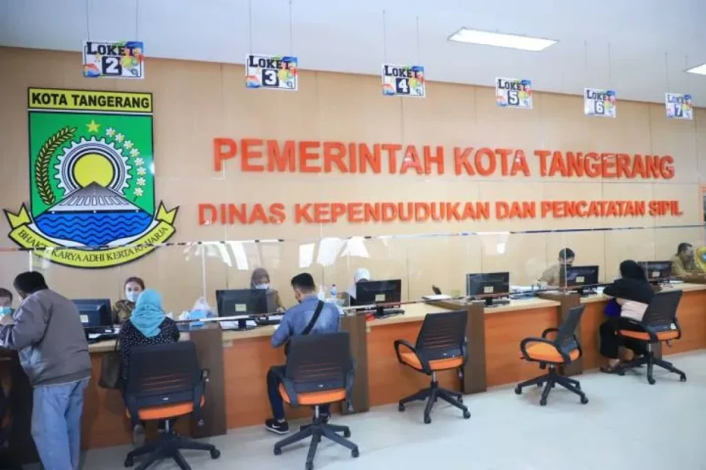 Tak Perlu ke Kantor, Urus Dokumen Kependudukan Kini Bisa Sambil Belanja di Mal Kota Tangerang!