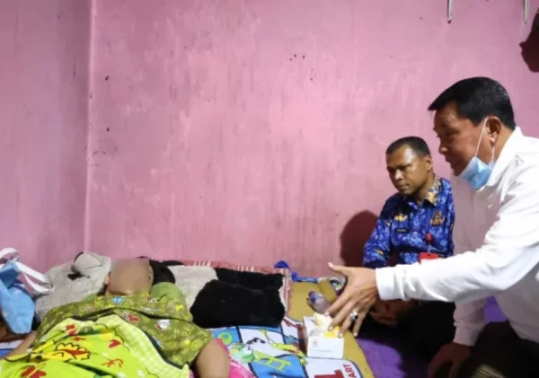 Bupati Tangerang Tanggung Biaya Pengobatan Warga Penderita Kanker Payudara di Kosambi