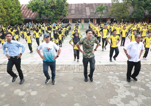 Pemkot Serang Gelar Senam Bersama dan Monitoring Program Makan Bergizi Gratis di SMPN 21
