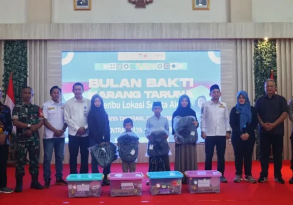 Sinergi Perdana Kemensos dan Karang Taruna, 50 Anak PPKS di Tangerang Terima Bantuan