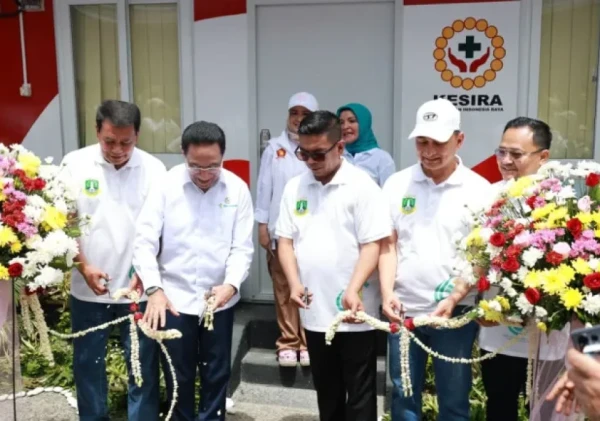 Layanan Kesehatan Hadir di Tengah Hiruk Pikuk Pasar, Pos Merah Putih Resmi Beroperasi di Kelapa Dua