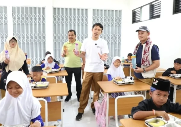 Wakil Wali Kota Serang Imbau Siswa Bawa Tumbler untuk Kurangi Sampah Plastik