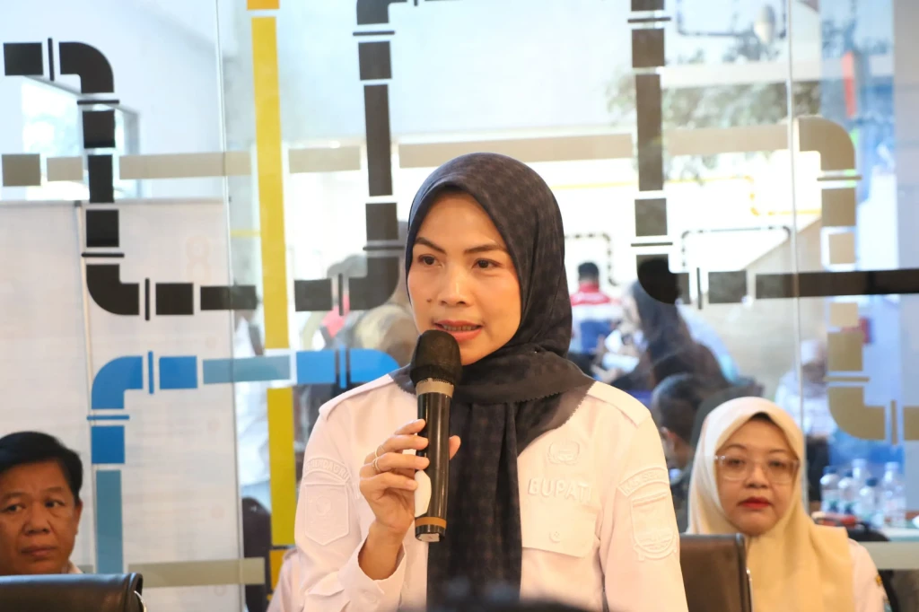 Dampingi Kunker Komisi XII DPR, Bupati Ratu Zakiyah Minta PT PGN Perluas Jargas di Kabupaten Serang
