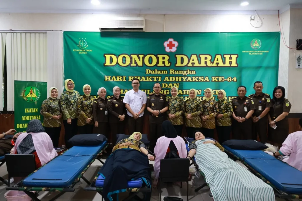 Kejaksaan Tinggi Banten Gelar Donor Darah, Bakti Sosial, dan Anjangsana Peringati Hari Bhakti Adhyaksa ke-64