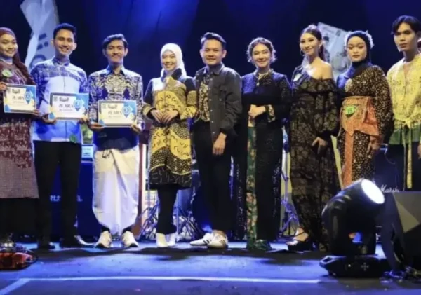 Tangerang Fashion Week Warnai Festival Cisadane dengan Batik Khas Kota